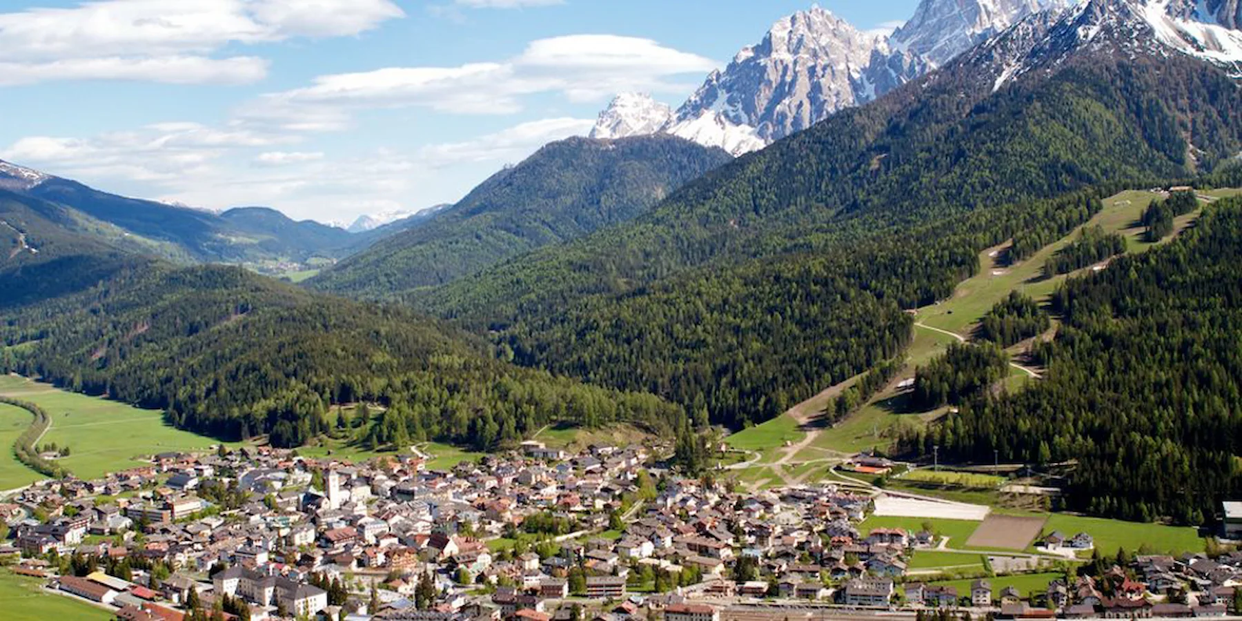 San Candido: Geografia di un Paradiso Alpino
